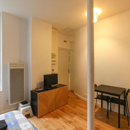 Nice And Comfortable Studio Apartment Paris Eksteriør bilde