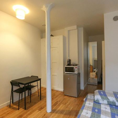 Nice And Comfortable Studio Apartment Paris Eksteriør bilde