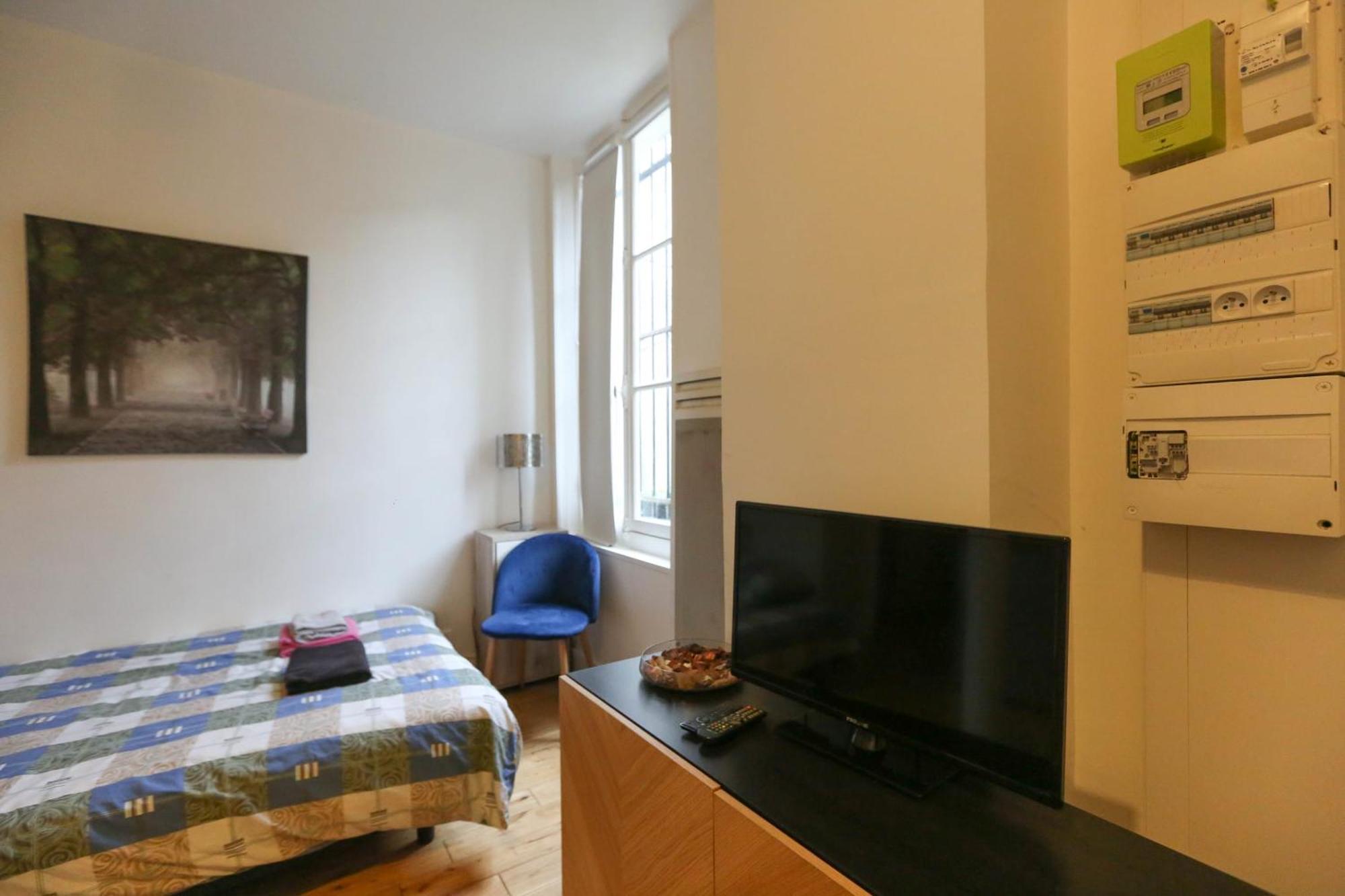Nice And Comfortable Studio Apartment Paris Eksteriør bilde
