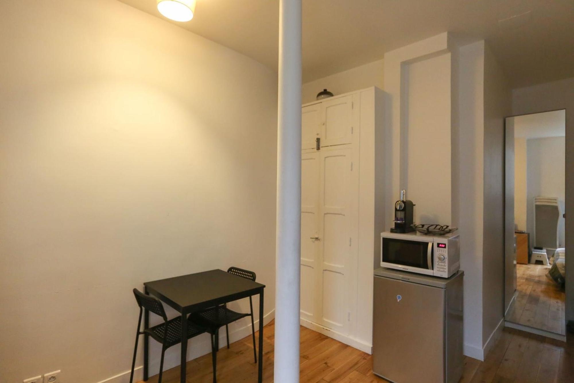 Nice And Comfortable Studio Apartment Paris Eksteriør bilde