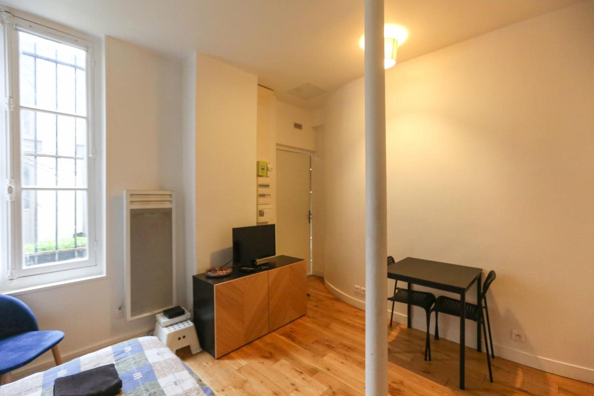 Nice And Comfortable Studio Apartment Paris Eksteriør bilde
